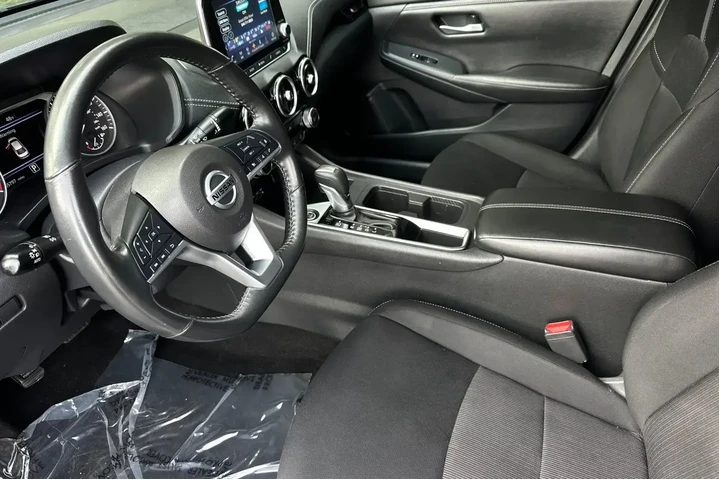 $14489 : Nissan Sentra 2022 SV 4dr Se image 9