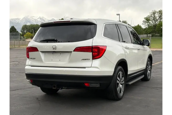 $15900 : 2016 Pilot EX-L image 5