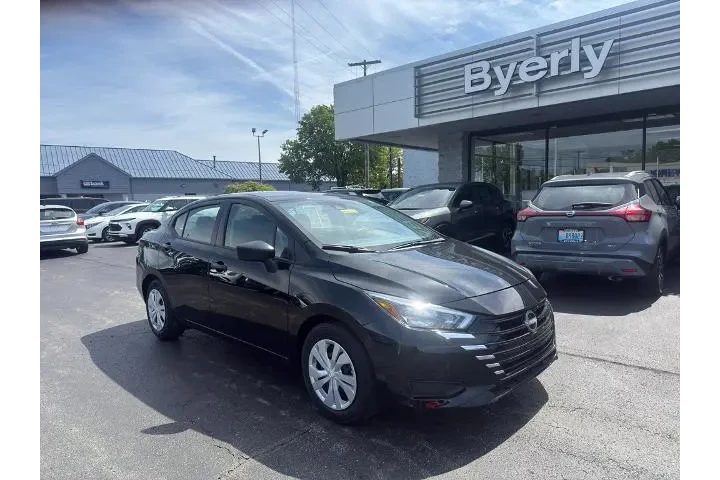 $18995 : Nissan Versa 2025 S 4dr Seda image 2