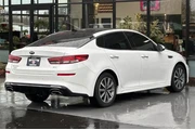 $17962 : Kia Optima 2020 EX Premium 4 thumbnail