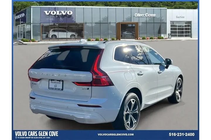 $30000 : Volvo XC60 2022 AWD B5 Momen image 5