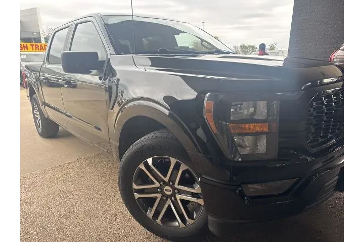 $32903 : Ford F-150 2023 4x2 XL 4dr S image 7