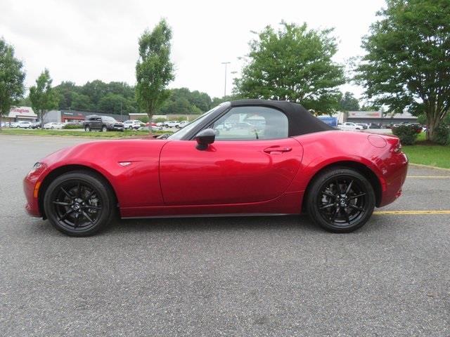 $27199 : PRE-OWNED 2020 MAZDA MX-5 MIA image 5