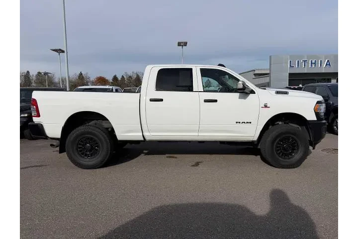 $38000 : Ram 2500 2019 4x4 Tradesman image 6