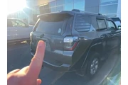 $31904 : Toyota 4Runner 2021 4x4 SR5 thumbnail