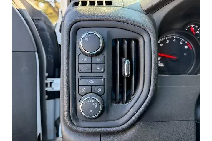 $35998 : Chevrolet Silverado 1500 202 image 5