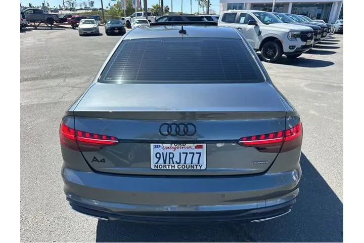 $24000 : Audi A4 2021 AWD quattro S l image 5