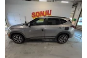 $22998 : Kia Seltos 2023 AWD SX 4dr S thumbnail