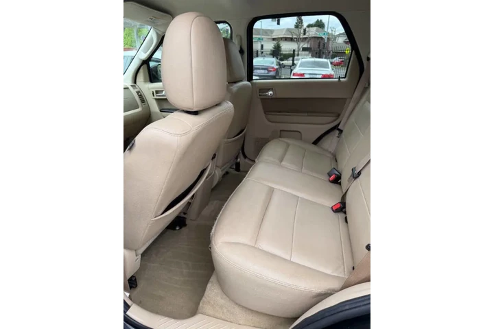 2009 Escape Limited image 10