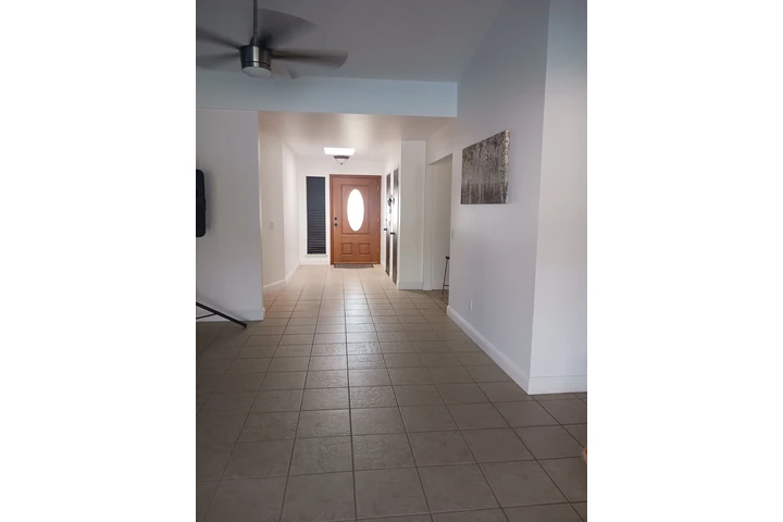 $2500 : Casa  en Renta image 3