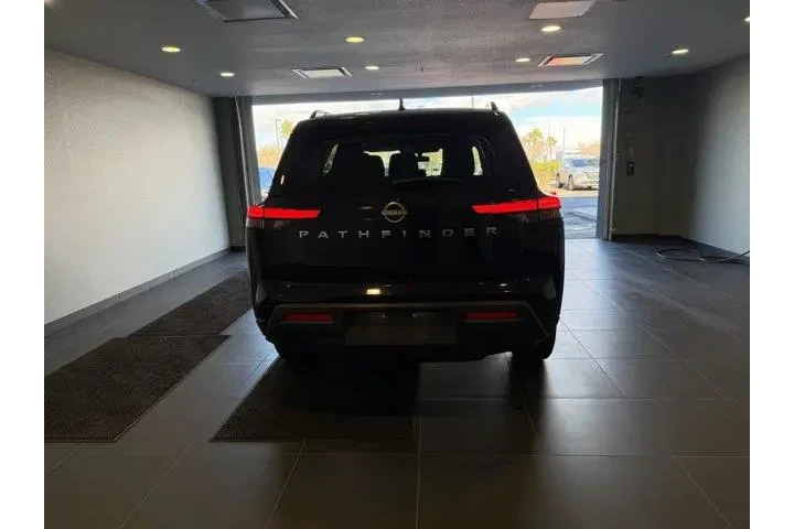 $29984 : Nissan Pathfinder 2025 SV 4d image 6