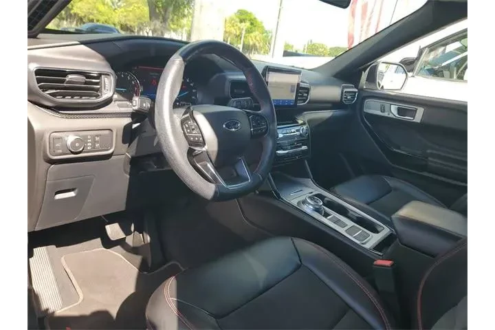 $29590 : Ford Explorer 2022 ST-Line 4 image 9