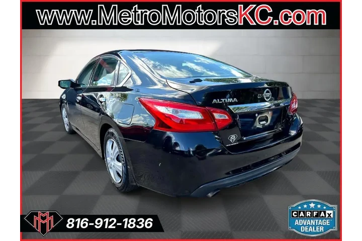 $11989 : 2017 Altima 2.5 S Sedan image 5