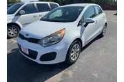2012 Rio 5-Door LX en Wichita