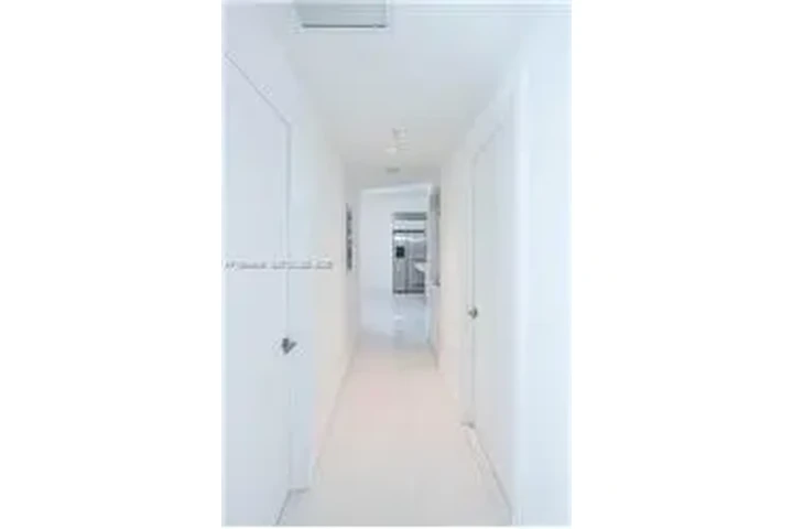 $3900 : Rental property with 2 bedro image 5