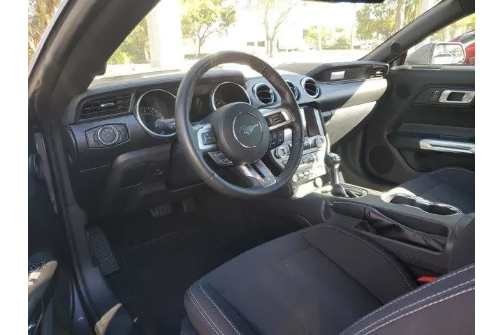 Ford Mustang 2023 EcoBoost 2 image 9