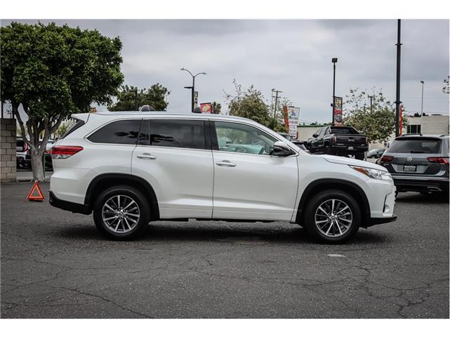 2018 Toyota Highlander XLE Spo image 1