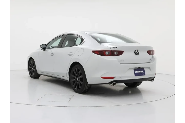 $23998 : Mazda Mazda3 Sedan 2024 2.5 image 1