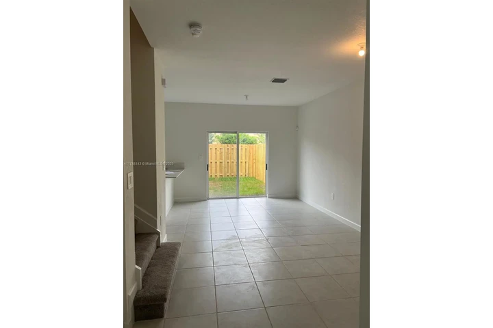 $370000 : Vendo Townhouse en Homestead image 3