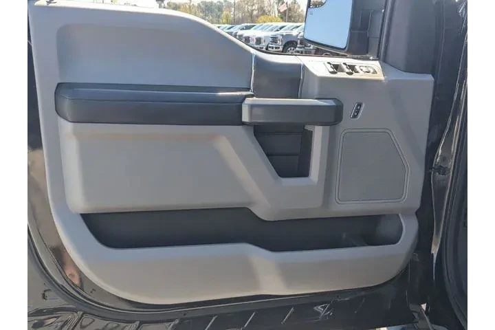 $20992 : Ford F-150 2016 4x4 XLT 4dr image 9