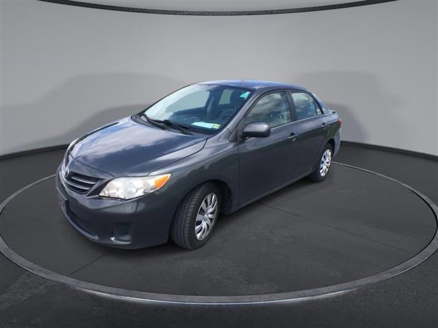 $10300 : PRE-OWNED 2013 TOYOTA COROLLA image 4