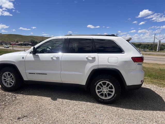 $19495 : 2020 Grand Cherokee image 2