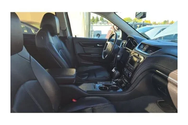 $9450 : Chevrolet Traverse 2016 LT 4 image 6
