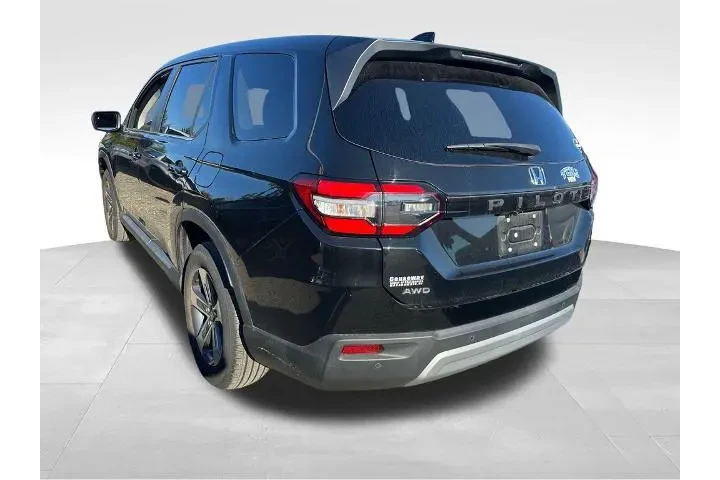 $38276 : Honda Pilot 2023 AWD EX-L 4d image 3