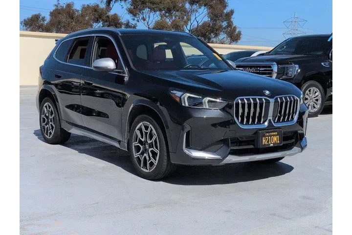 $31999 : BMW X1 2023 AWD xDrive28i 4d image 3