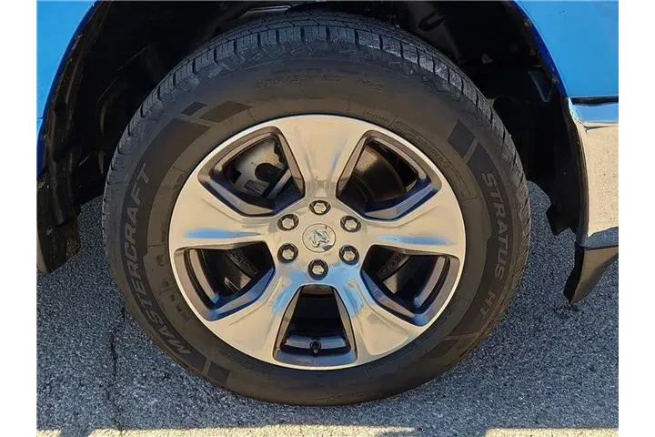 $34995 : Ram 1500 2024 4x2 Laramie 4d image 7