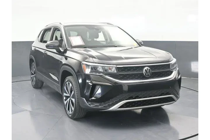 $16324 : Volkswagen Taos 2024 SE 4dr image 9