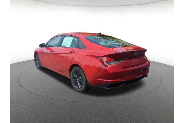 $19500 : Hyundai ELANTRA 2023 SEL 4dr image 7