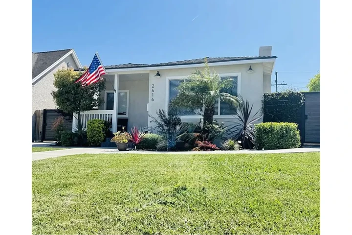 $2600 : 3bed 3bath for rent Inglewood image 2