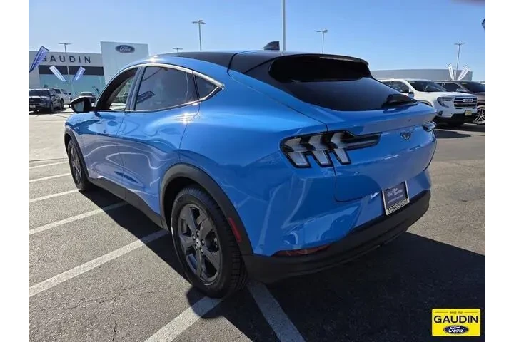 $27900 : Ford Mustang Mach-E 2023 Sel image 5