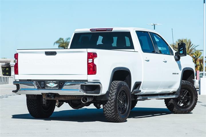 $56999 : 2023 Silverado 2500HD LT image 8