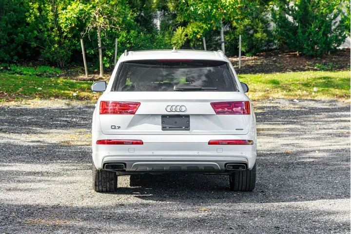 $17995 : Audi Q7 2019 AWD quattro SE image 7