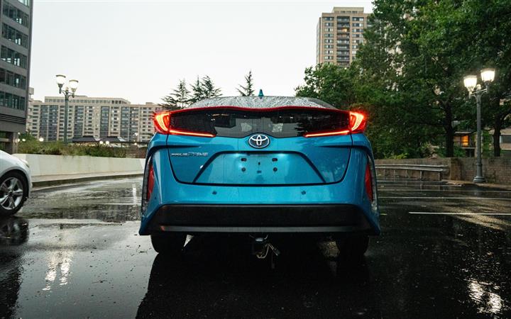 $24000 : 2017 TOYOTA PRIUS PRIME image 5