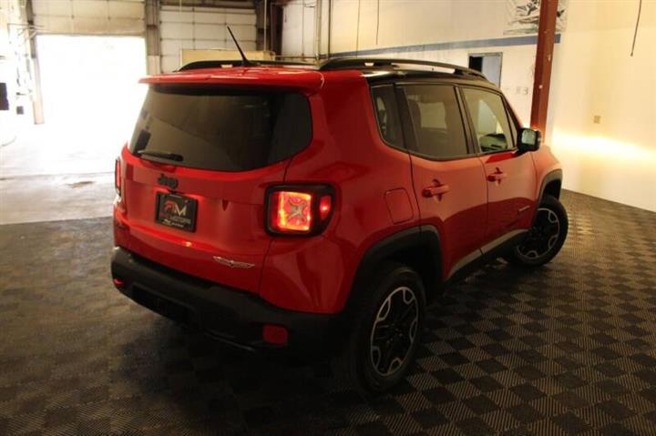 $14500 : 2016 Renegade Trailhawk image 5