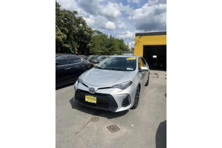 $11999 : 2017 Corolla SE image 5