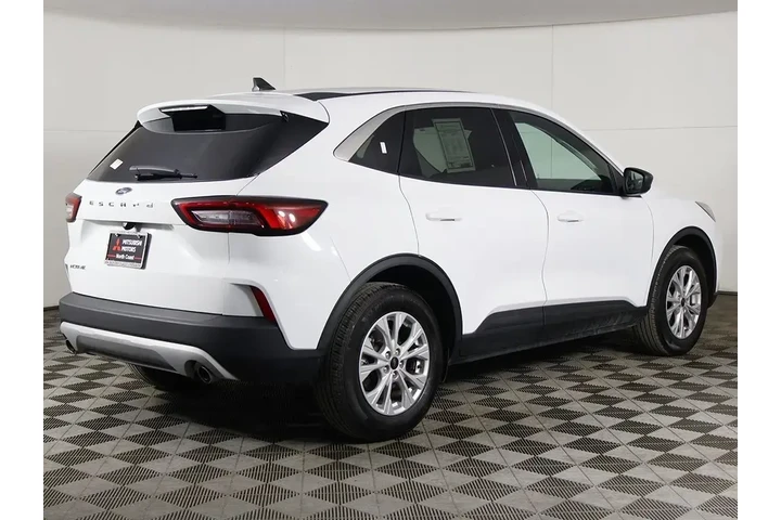 $18323 : Ford Escape 2024 Active 4dr image 8