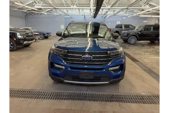 $34990 : Ford Explorer 2022 AWD XLT 4 image 8