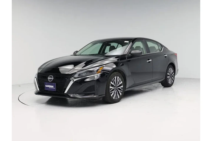 $21998 : Nissan Altima 2025 2.5 SV 4d image 4