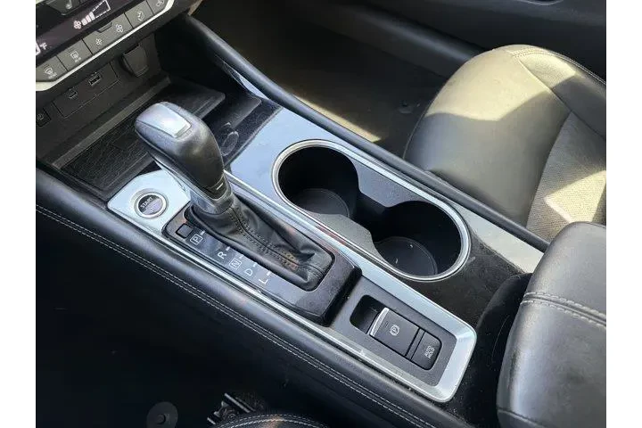 $21999 : Nissan Altima 2023 2.5 SL 4d image 10