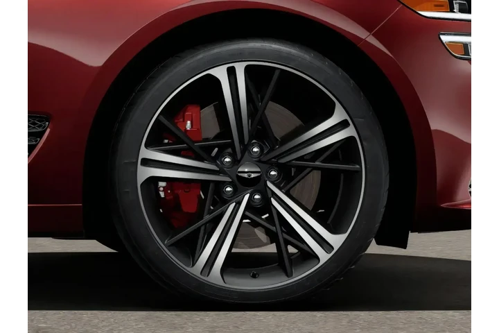 Genesis G70 2025 3.3T Sport image 8