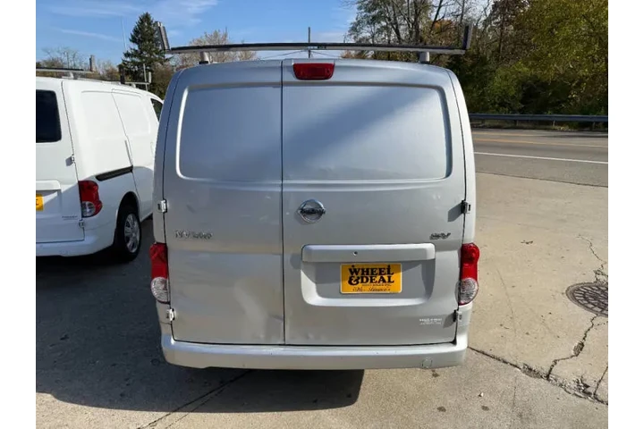 $8995 : 2020 NV200 SV image 10