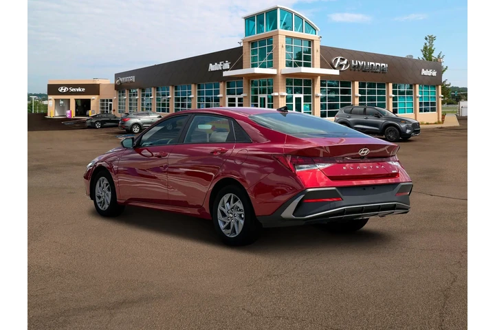 $22900 : Hyundai ELANTRA Hybrid 2025 image 5