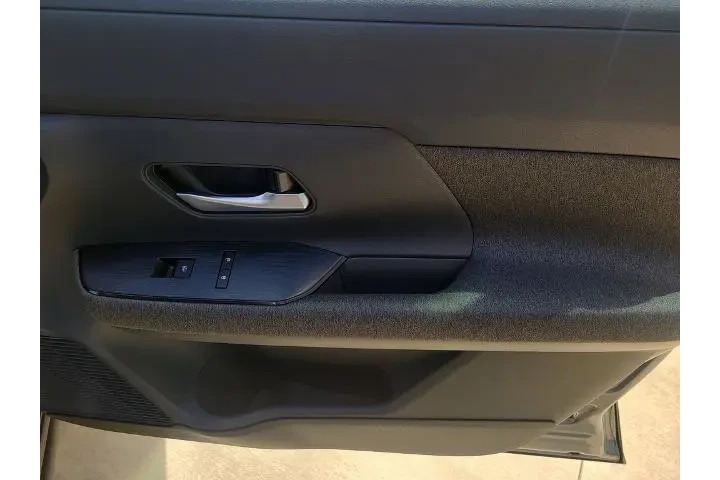 $23500 : Nissan Kicks 2025 SV 4dr Cro image 8