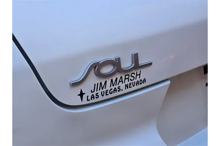 $17988 : Kia Soul 2022 Turbo 4dr Cros image 5