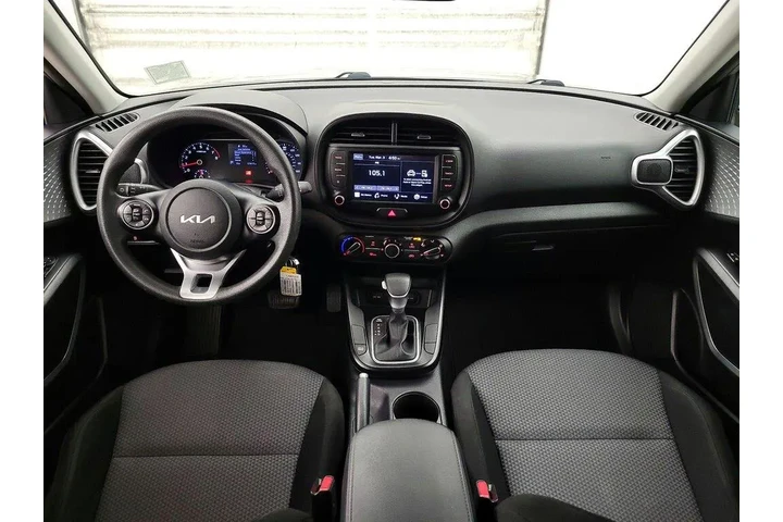 $14998 : Kia Soul 2022 LX 4dr Crossov image 9