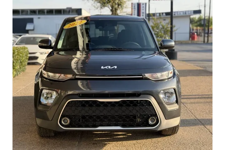 $15499 : 2022 Soul LX image 5